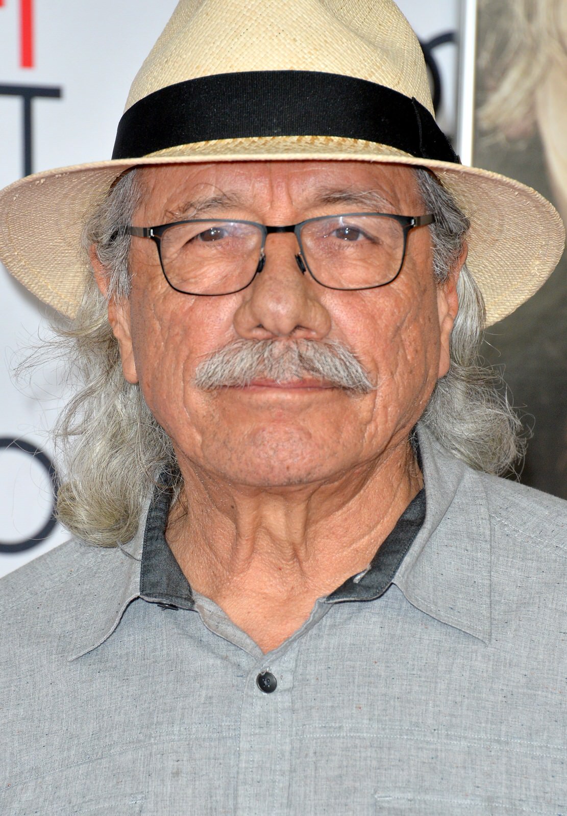 Edward James Olmos