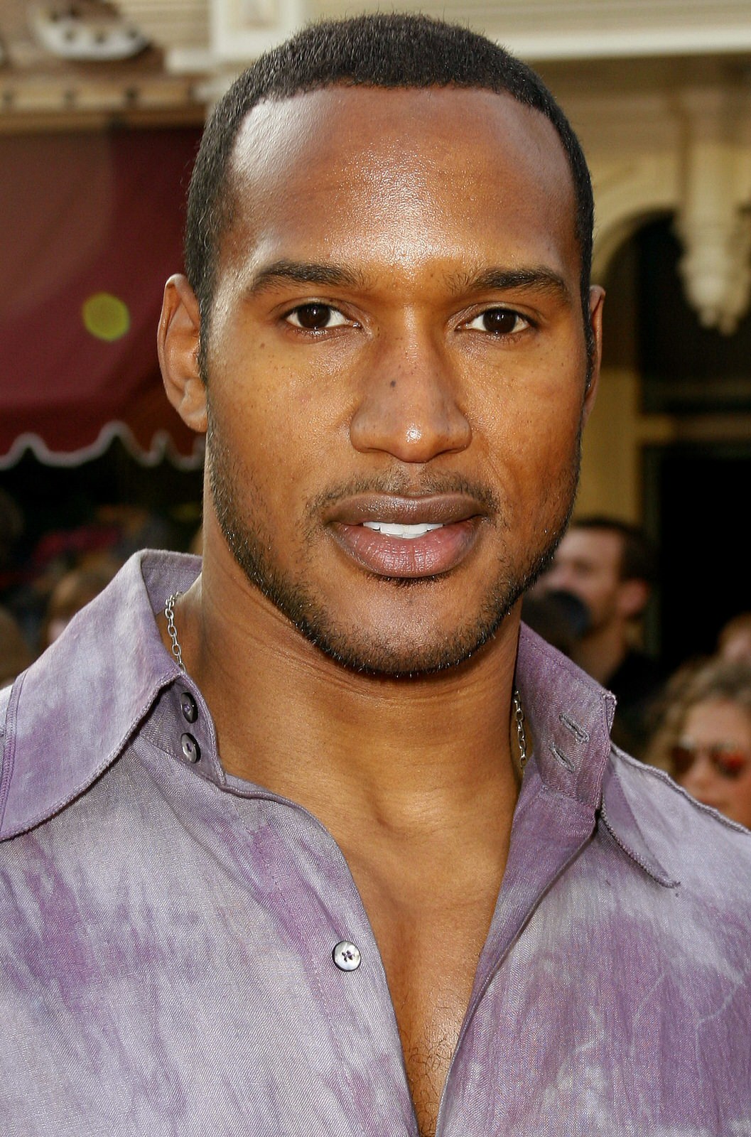 Henry Simmons